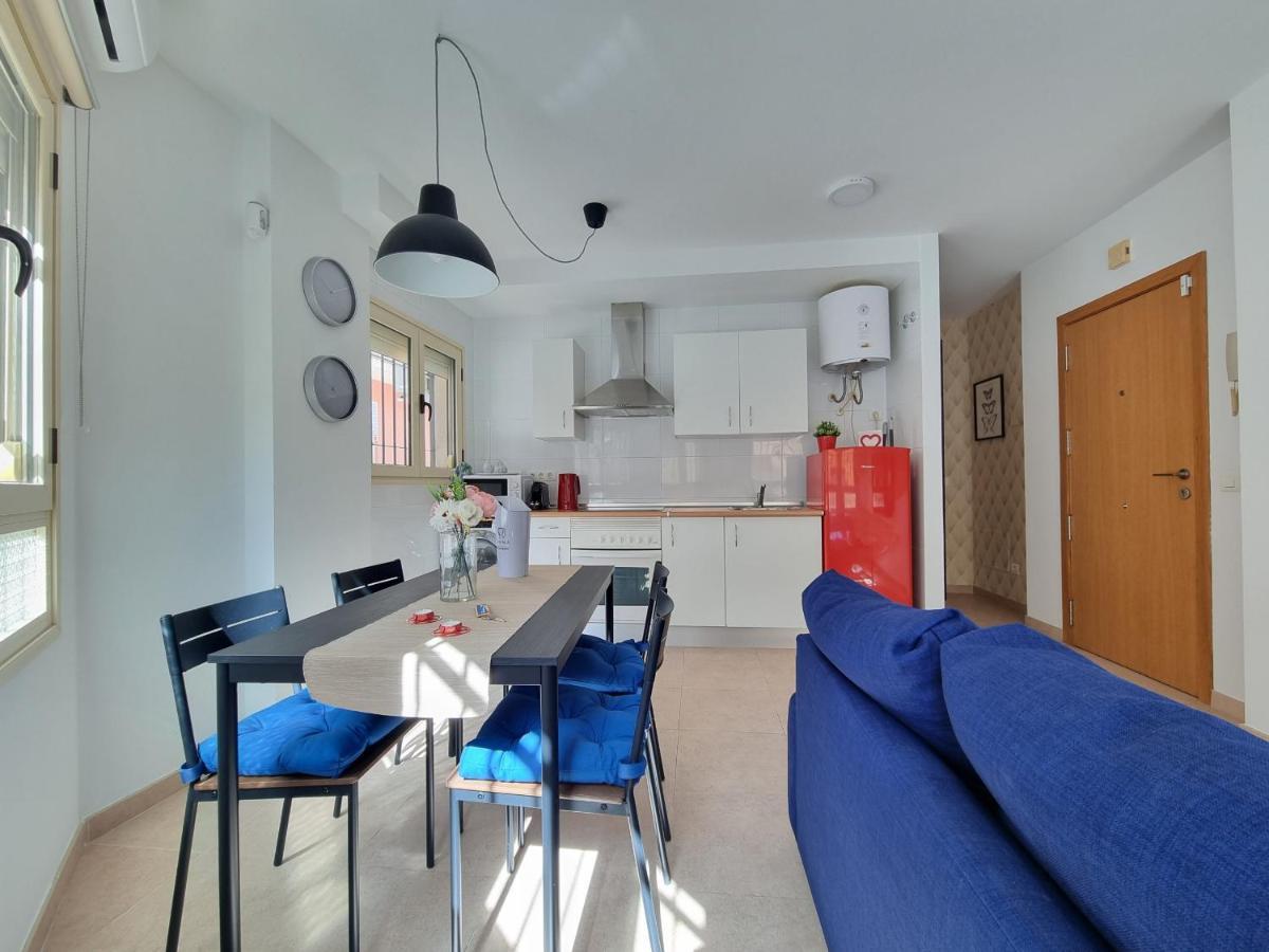 Sea & Wave Maria Boutique Apartment Malaga Luaran gambar
