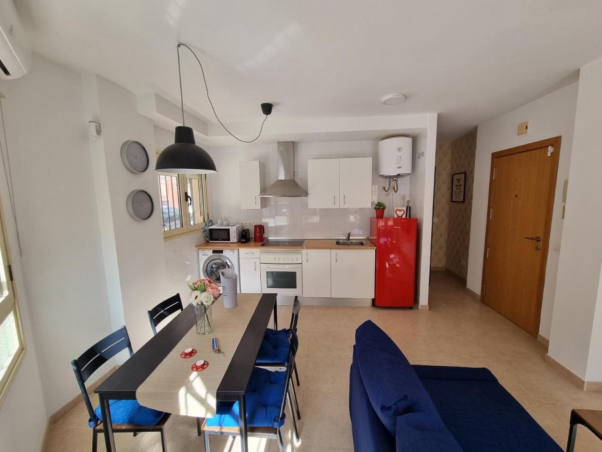 Sea & Wave Maria Boutique Apartment Malaga Luaran gambar