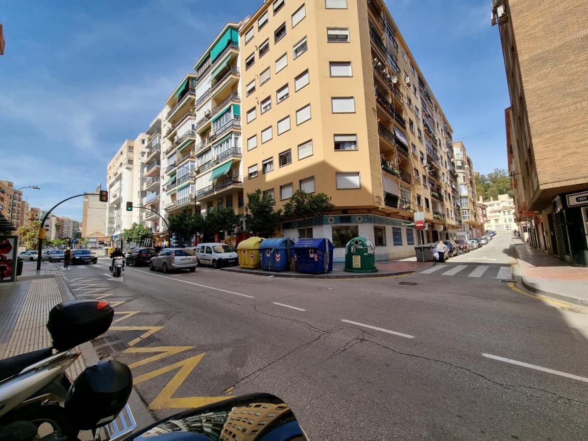 Sea & Wave Maria Boutique Apartment Malaga Luaran gambar